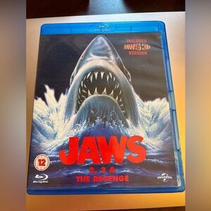 Jaws Box Set (Jaws 2, Jaws 3 & Jaws: The Revenge) [Blu-ray] [1978] - DVD  VCVG
